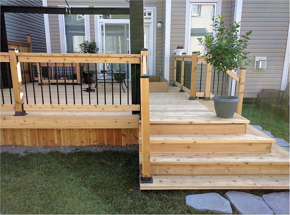 Capital Deck And Fence - Cedar Deck 03